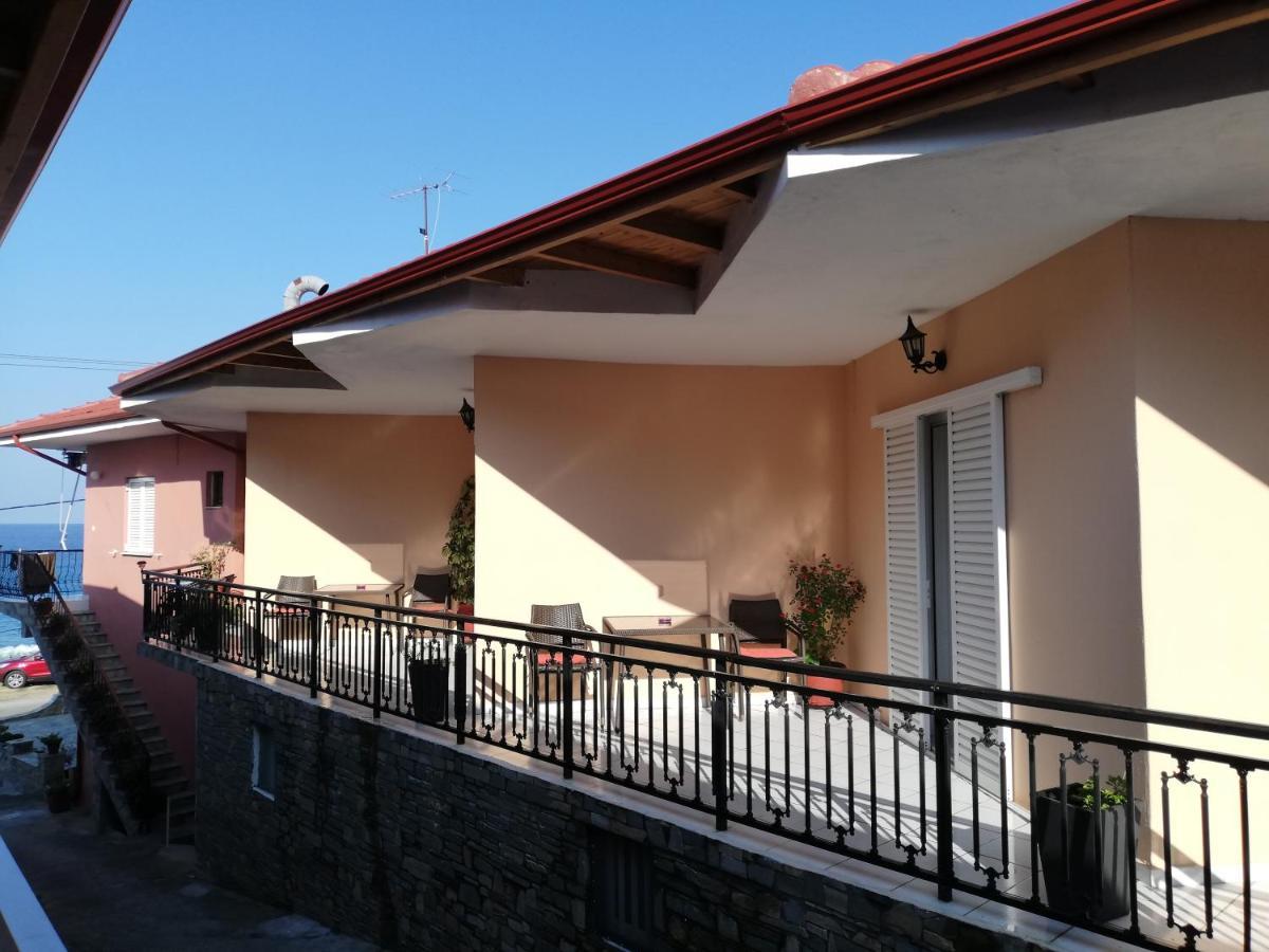 Eleni Antonouli Rooms Kokkino Nero Ngoại thất bức ảnh